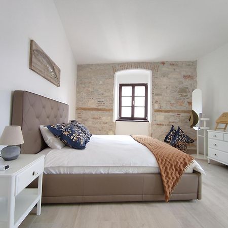 Apartvilla Castropola Eksteriør billede