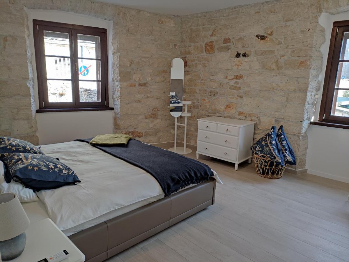 Apartvilla Castropola Eksteriør billede