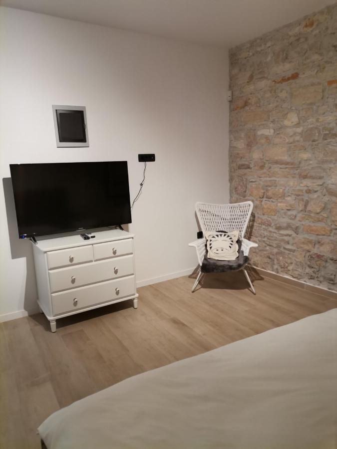 Apartvilla Castropola Eksteriør billede